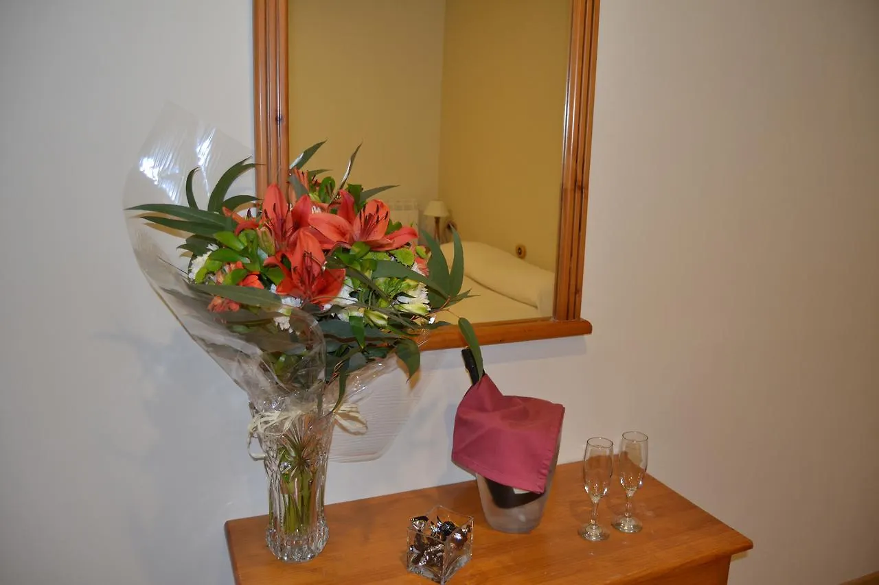 Hotel Sulayr غويخار سييرا