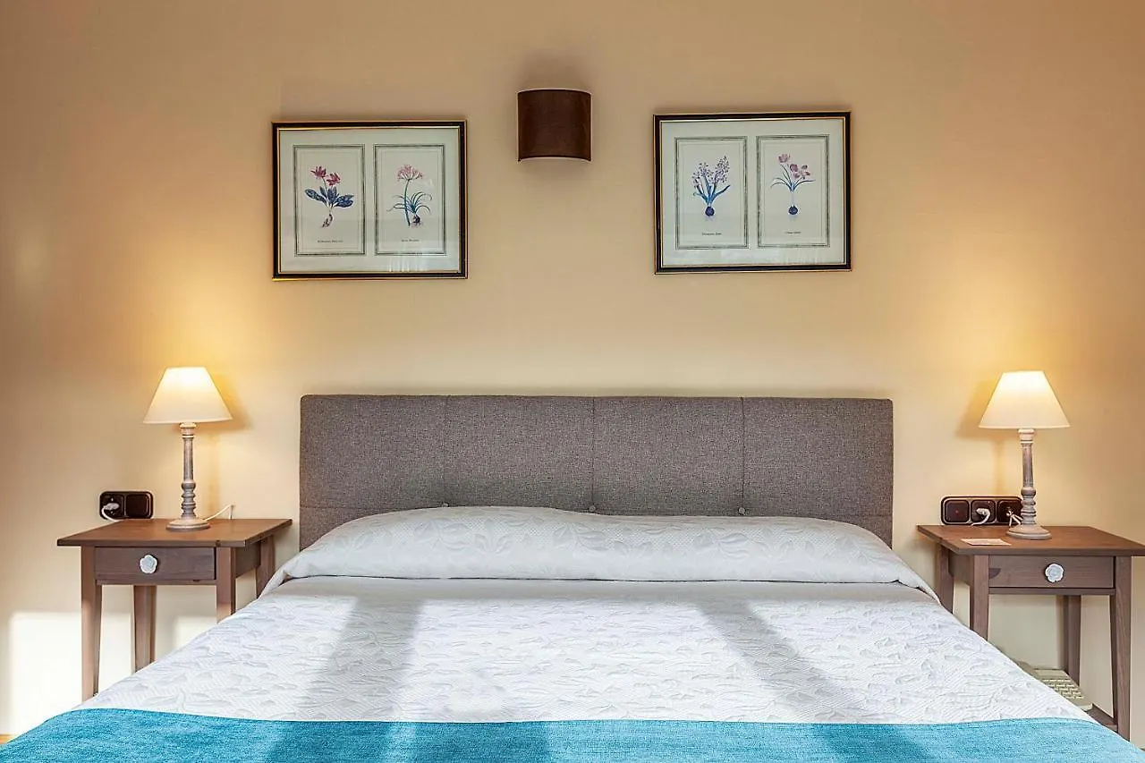 Hotel Sulayr غويخار سييرا